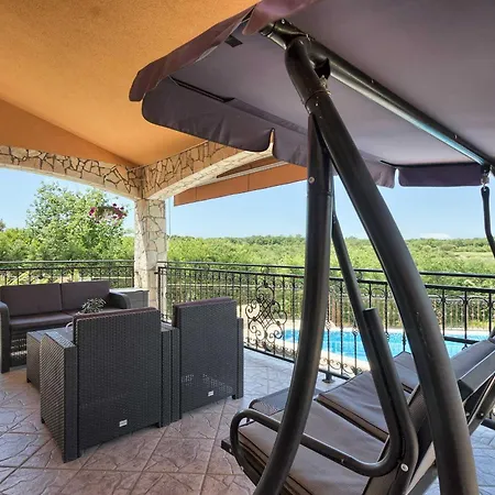 Flora, Warm And Sunny * Loborika