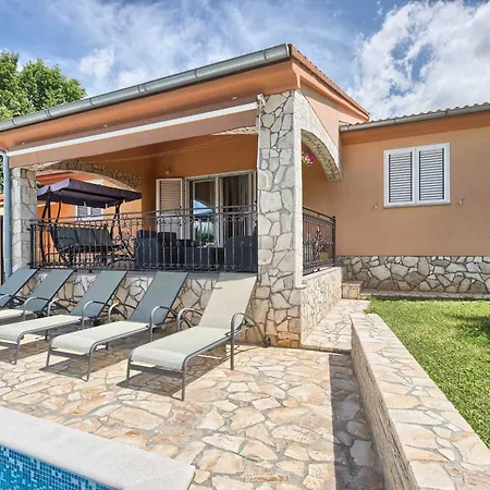 Flora, Warm And Sunny *